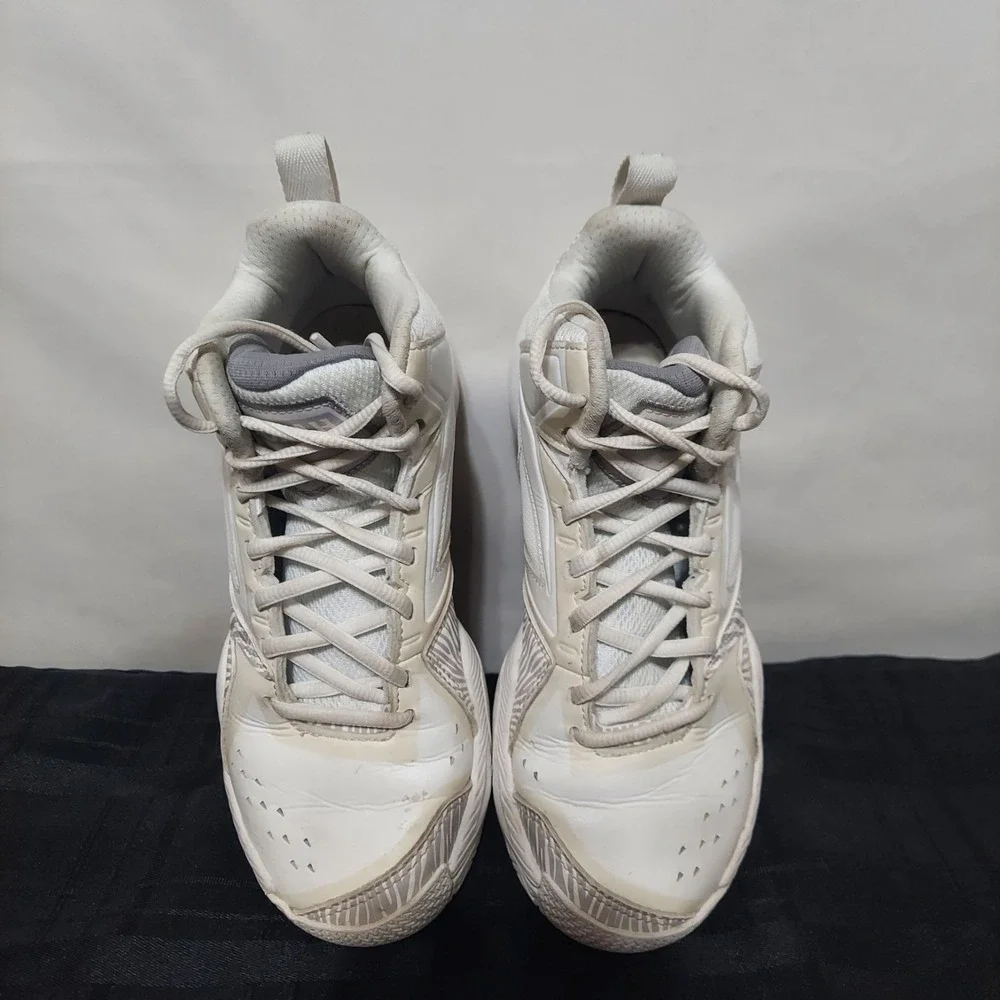 Moolah‎ Kicks Press Break White Basketball Shoes Kids Youth Size 4 213008001